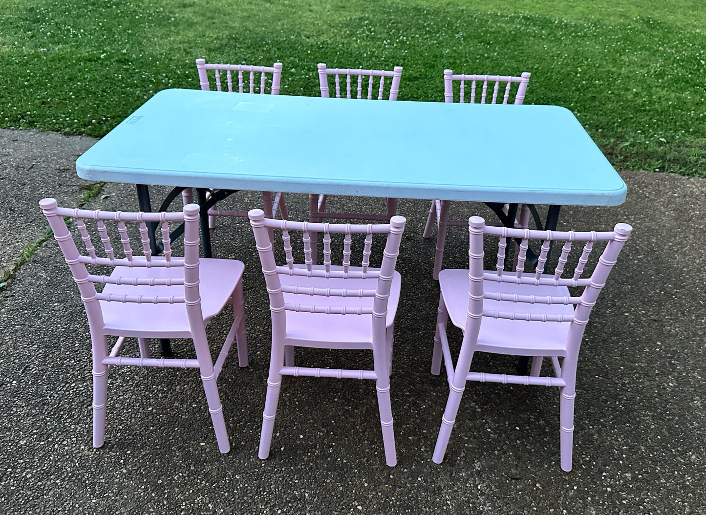 Child Table & Pink Chaiavri Chair Rental